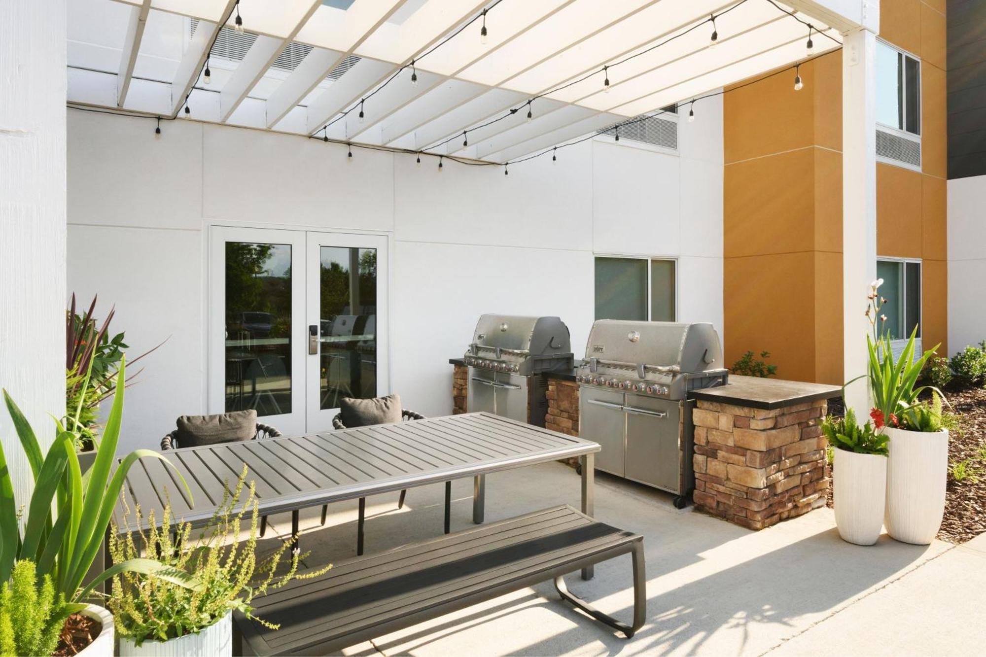 Towneplace Suites By Marriott Oxford Al Εξωτερικό φωτογραφία